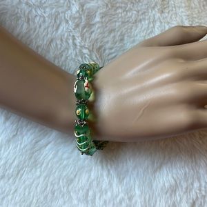 Holiday bracelet , glass beads